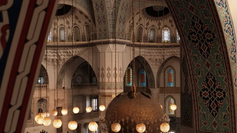 Mosque interior - frequently asked questions about online Quran classes for kids